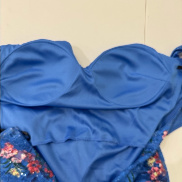 GUESS Womens Blue Floral Sleeveless V Neck Short Body Con Party Dress Size: 10 - Picture 10 of 13